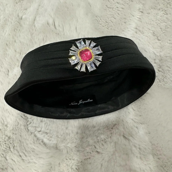 Nana Jacqueline
LOS ANGELES
Keira Diamond Hat (Black) main image 8